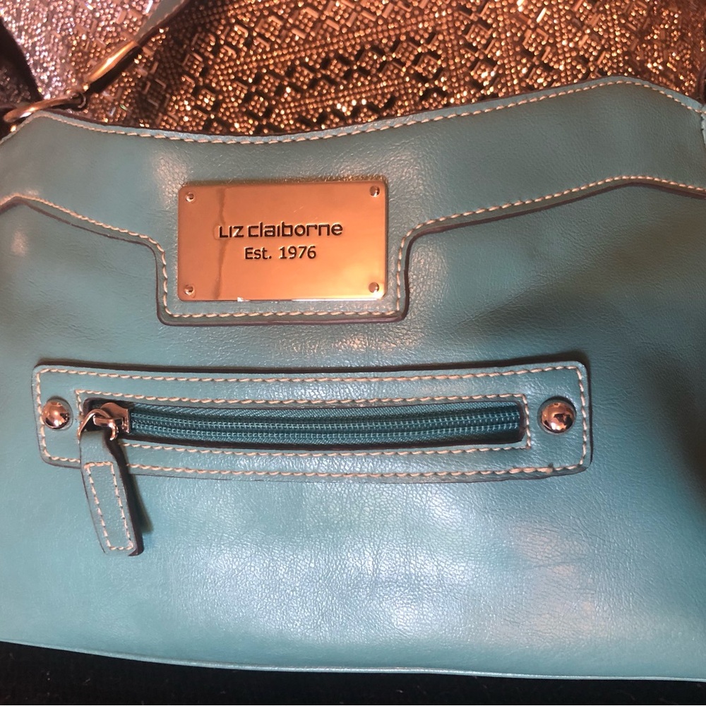 🩵Authentic Liz Claiborne Sky Blue Shoulder Bag with Textured Finish